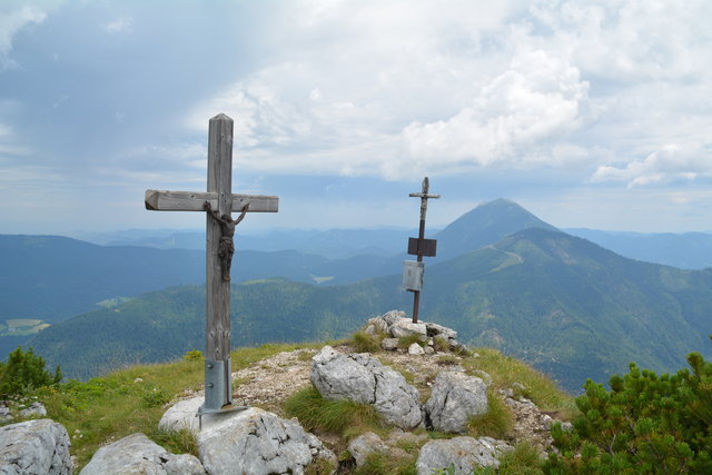 Tour auf den Scheiblingstein: Redakteur Roland Mayr war mit unserem wandernden Regionauten Franz Sturmlechner unterwegs.