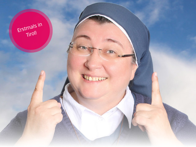 Schwester Teresa Zukic überzeugt mit lebensnahen Hilfestellungen für den Alltag und ist ein 60-minütiges Feuerwerk. | Foto: Peter Eichler