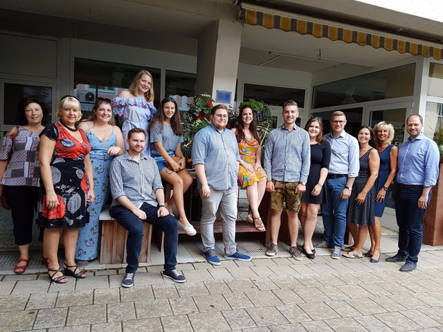 GR Margit Adam, GR Gabi Haider, Sabrina Schuster, Sophia Sochor (Hintergrund), Ademir Jatic (Vordergrund), Magdalena Halper, Obmann Thomas Haffer, Cornelia Salamon, Andreas Feiler, Katharina Strobl, JVP Landesobmann LAbg. Patrik Fazekas, STR Melanie Eckhart, Abg.z.NR Gaby Schwarz und KO LAbg. Christian Sagartz beim JVP-Stadttag | Foto: ÖVP Mattersburg