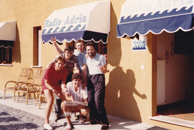 Team in den Achtzigern: Andy Woerz, Paul Vécsei, Josef Hader, Eckhart Knöll, Andreas Wöllinger (v.l.n.r.). | Foto: Privatarchiv Andy Woerz