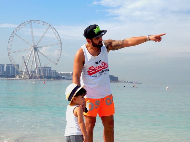 Fadi Merza und seinen Sohn Michel zieht es ans Meer.