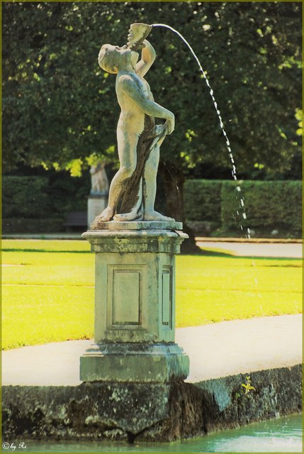 Wer kunstvoll singt, soll singen;
wer kunstvoll trinkt, soll trinken.

Ovid (43 v. Chr. - 17 n. Chr.)