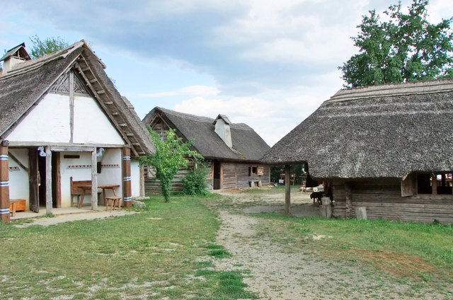Häuser im Keltendorf