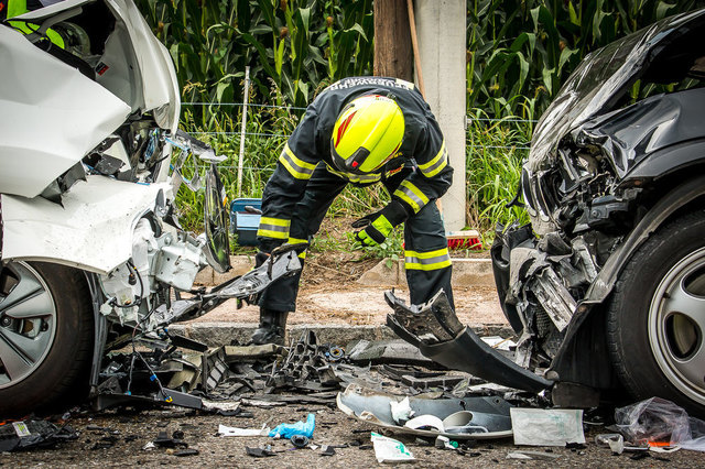 Zu schnelles Tempo und das Telefonieren am Steuer sind häufig die Ursachen für Verkehrsunfälle. | Foto: FF Flatschert