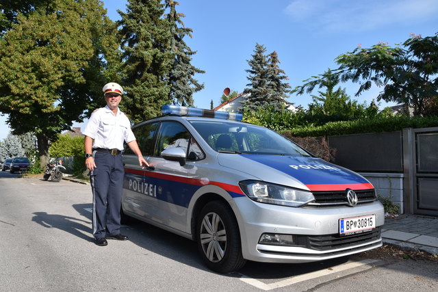 Verkehrsreferent Karl Löffler berichtet über die Maßnahmen, die im Bezirk zur Unfallreduktion gesetzt werden.