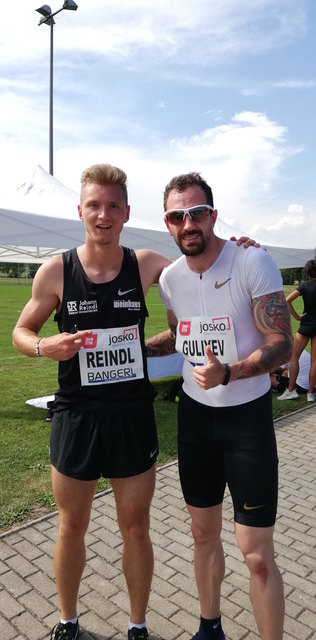 Samuel Reindl mit Weltmeister Ramil Guliyev. | Foto: ÖLV