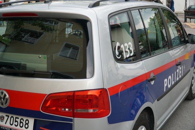 Nach dem Einbruch ermittelt die Polizei. | Foto: Reichel