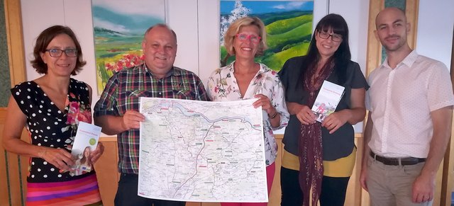 Die Mitgliedsgemeinden des Vereins Weinstraße & Tourismus Traisental-Donau trafen sich, um mit tatkräftiger Unterstützung die Arbeitsabläufe zu optimieren, um den landesweiten Richtlinien und Vorgaben zu entsprechen. | Foto: Walter Pernikl