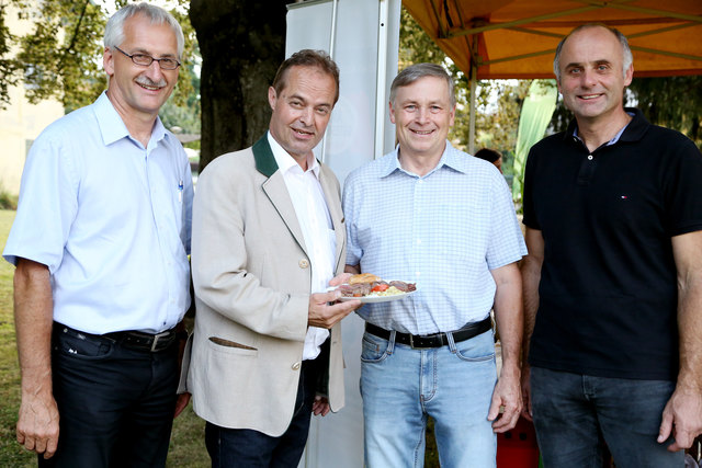 Luden ein: Kammeramtsdirektor Hans Mikl, Präsident Johann Mößler, BVG Kärntner Fleisch-Obmann Josef Fradler und BVG Fleischvermarktung-Bereichsleiter Bernhard Dolzer