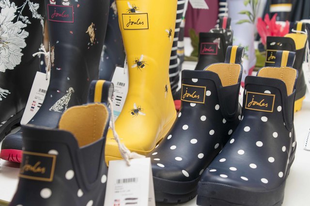 "Gummistiefelhaus" - so bunt kann Regen sein