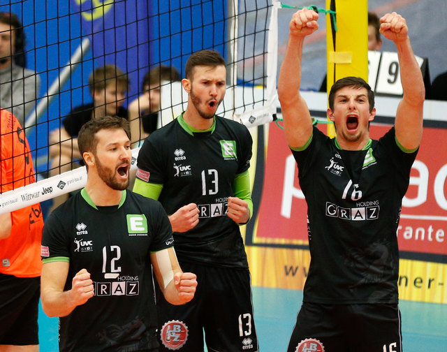 Mehr als nur bereit: Felix Koraimann, Lorenz Koraimann und Clemens Unterberger (v.l.) wollen mit dem UVC angreifen. | Foto: GEPA