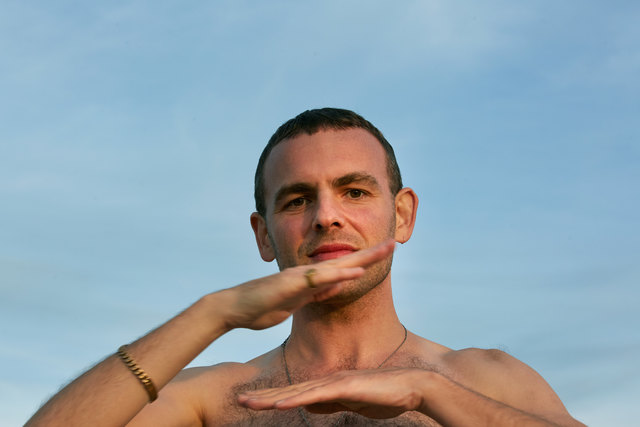 Damon McMahon: Der wandlungsfähige Musiker aus New York schlägt auf seinem Album "Freedom" neue Töne an.