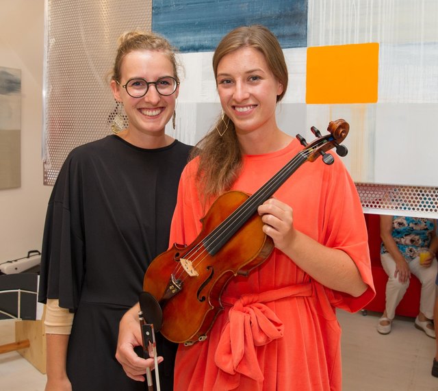 Verzauberten mit Musik: Sara und Mira Gregorič | Foto: Arbeiter