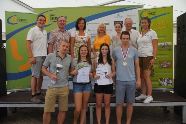 Die Volleyball-Siegermannschaft aus St. Johann.