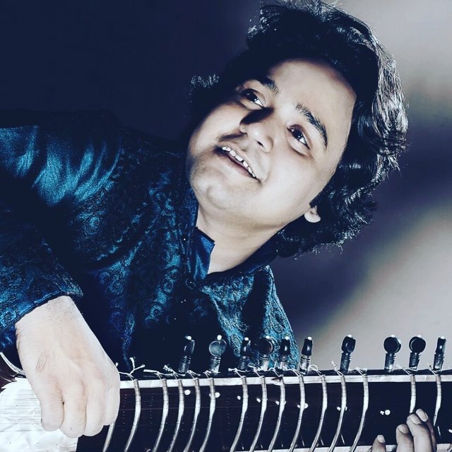 Azeem Ahmed Alvi spielt am Samstag, dem 18. August, im Freilichtmuseum Gerersdorf.
