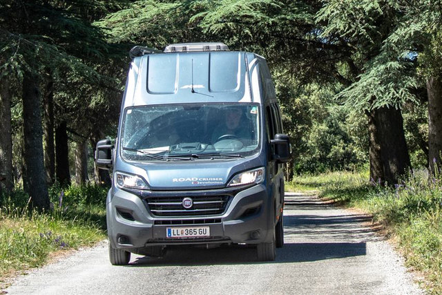 Dieser Campingbus wird dringend gesucht.
