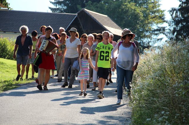Kulturwanderung. Im Rahmen der Via Iulia Augusta-Konzertreihe ging es auf den Wieserberg bei Dellach/Gail | Foto: Hans Obrist