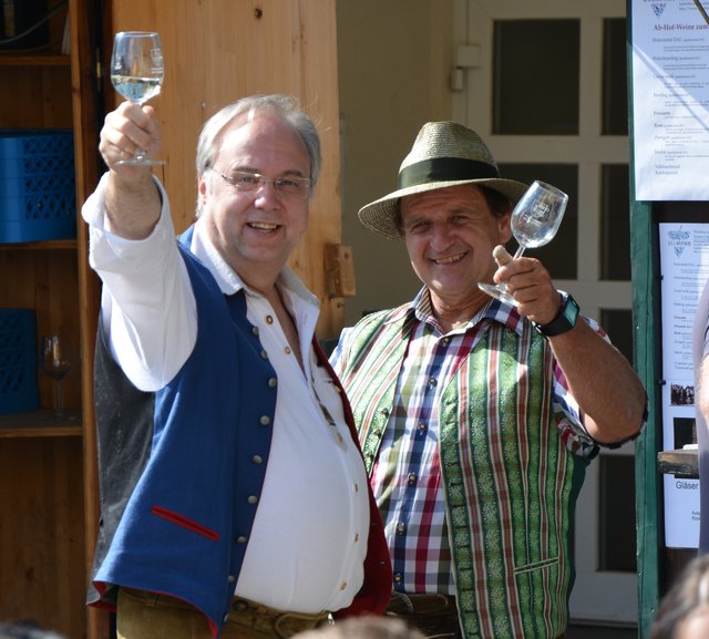 Obmann Tourismusverband Tourismus Lungau, Egon Setznagl und Bürgermeister Heinrich Perner freuen sich über die gelungene Veranstaltung.