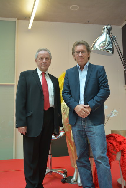 Eigentümer Johann Höger und Mitorganisator Wolfgang Berle planen einen Monat lang Retro-Veranstaltungen rund um das Jahr 1968 im "Kiss".
