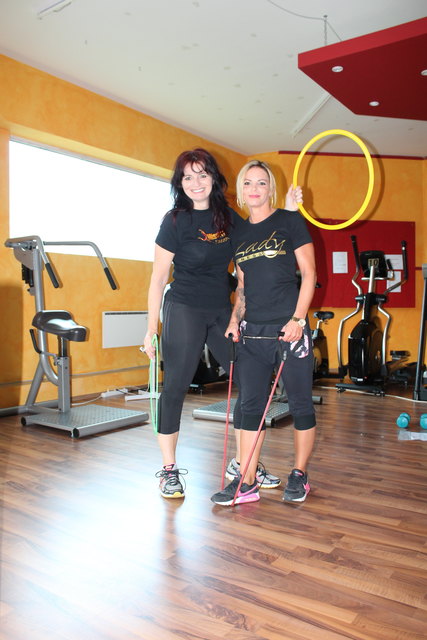 Mit ihrem Fitness-Studio ausschließlich für Damen will Kordula Gruber (li.) den Hauptplatz beleben