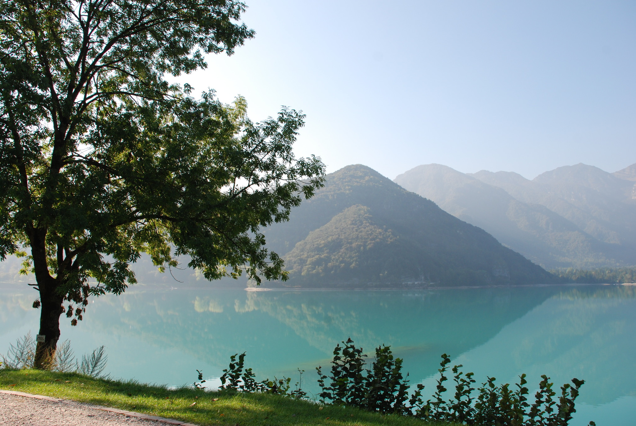 Einfach nur idyllisch der Lago di Ledro unweit des Gardasees