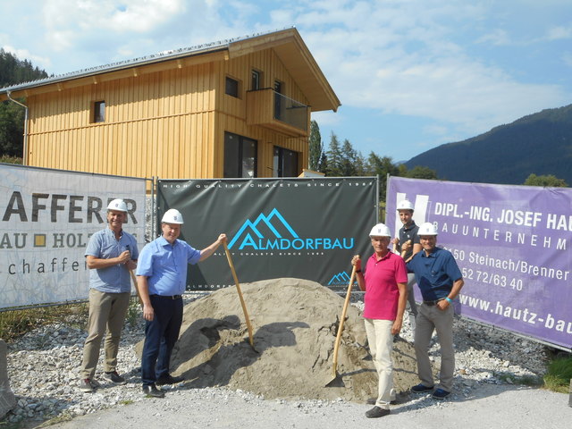 KR Herbert HrtnaglOrtsvorsitzenderHhenweg 1246150 Steinach am BrennerMobil: +43 664 441 79 21Mail: hoertnagl@ PV Steinach am Brenner | PV Tirol