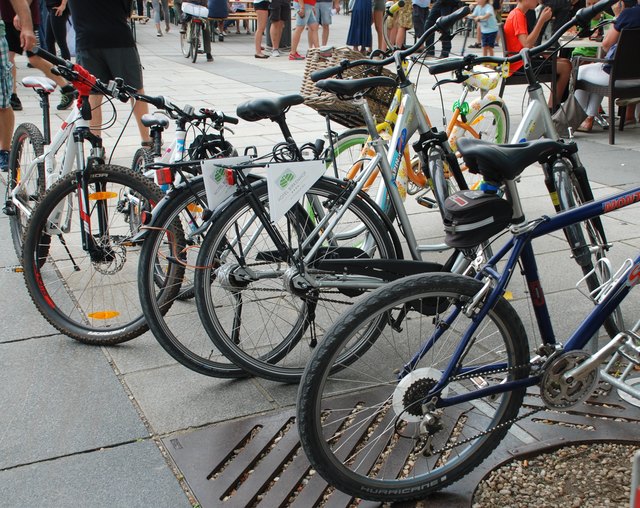 Sagt das eine Fahrrad: "Nächstes Jahr, wenn wir groß sind, fahren wir bei der Harley Tour mit"