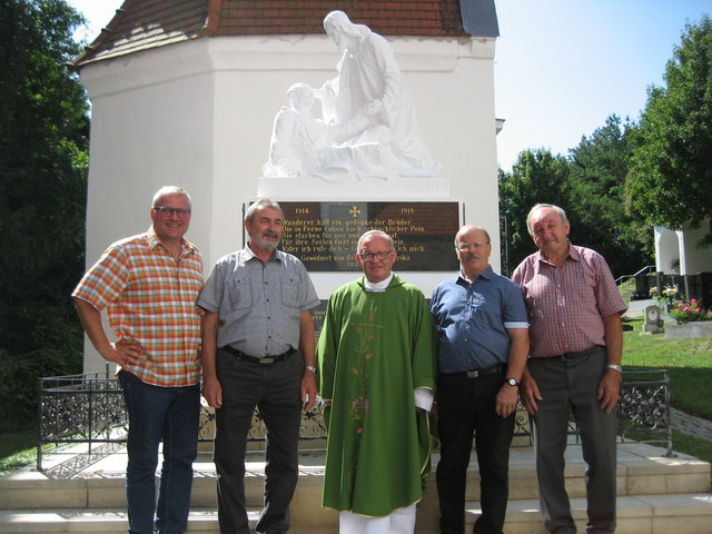 Walter Strobl, Johann Raubold, Karl Schlögl, Josef Schwarz und Julian Weiß (von links).