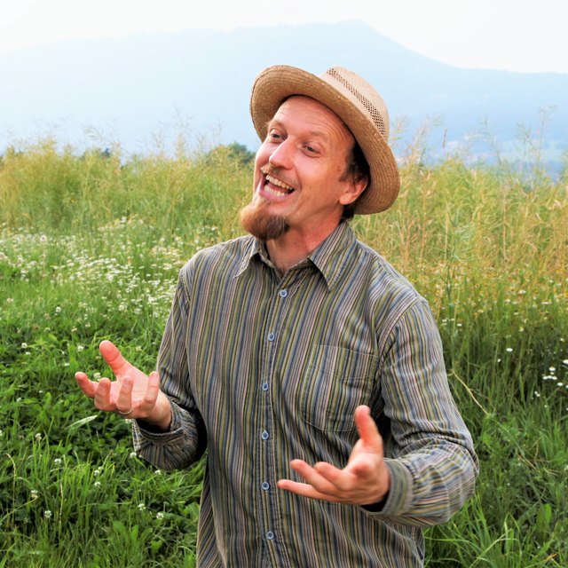 Aus kleinen Dingen kann Großartiges entstehen: Frederik Mellak erzählt gerne von wundersamen Geschichte. | Foto: KK