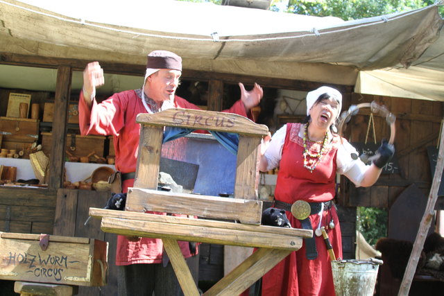 Mittelalterfest in Purgstall: Der Holzwurm-Circus beansprucht beim Gaudium zur Purg die Lachmuskeln von Jung und Alt. | Foto: Gaudium zur Purg