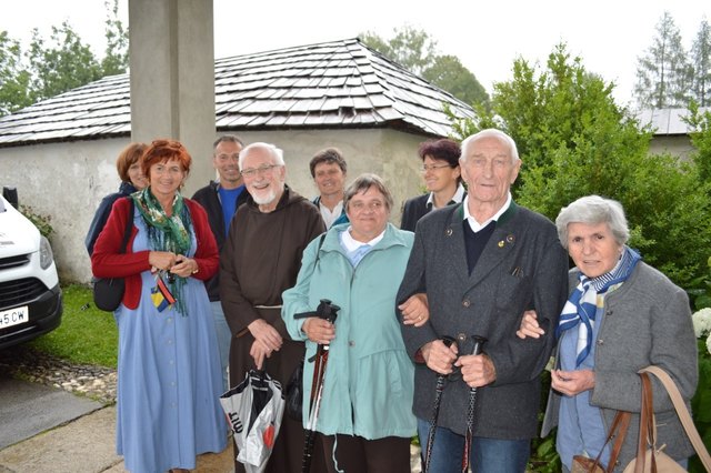 Wallfahrt mit langer Tradition: Die Bewohnerinnen und Bewohner des Pflegeheims Öblarn zu Besuch im Kapuziner Kloster.