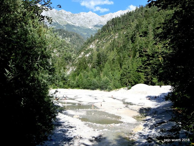 Am Stoissergraben zwischen Saalfelden und Brandlhof