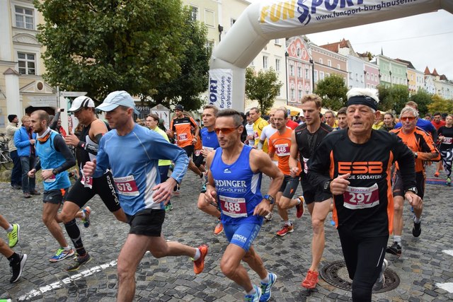 Der Salzach-Brückenlauf findet heuer am 13. Oktober statt. | Foto: Schweighofer