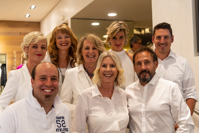 unten v.l.: Marco Triendl, Heidi Meier, Ernst Meier; oben v.l.: Martina Salchner, Karin Markart, Renate Neulam, Karin Überegger, Florian Meier; | Foto: (alle): Holzknecht