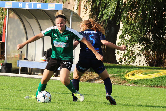 Groß St. Florians Johanna Maier (grün) erledigte die DSC Ladies im Alleingang. | Foto: Franz Krainer