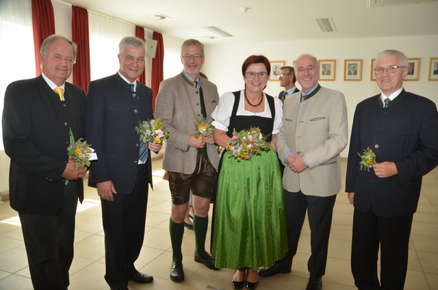 Einige Ehrengäste im Gespräch | Foto: Ebner
