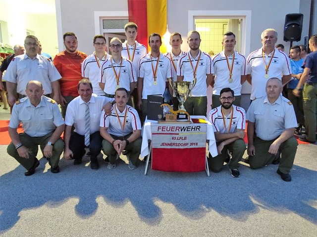 Die Feuerwehr Grafenschachen holte den Landessieg in Jennersdorf und feierte diesen nun auch in Grafenschachen. | Foto: Feuerwehr Grafenschachen