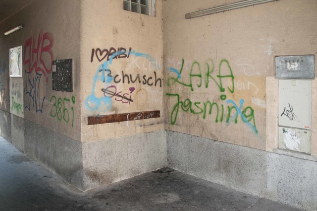 Der Zugang zum "Planschbeckenhof"