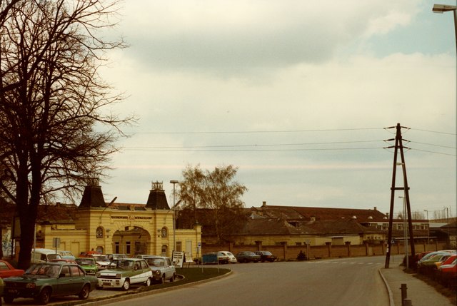 Heid in Stockerau: Einst Weltmachtführer. Von den über 1.000 Mitarbeitern gibt es heute nur noch drei geringfügig Beschäftigte. | Foto: Stadtgemeinde Stockerau