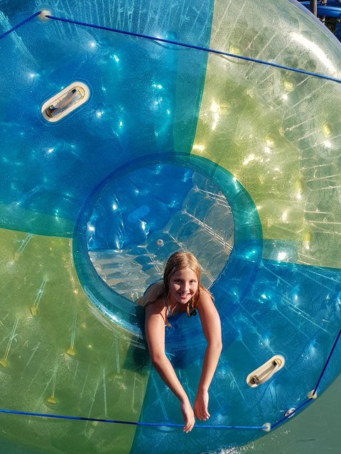 Claudia fand einen schönen und gemütlichen Platz zum ausruhen....mitten im Hauptstrandbad von Klagenfurt!