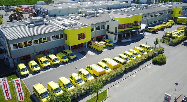 .. heute ein führender Elektrotechnik-Betrieb mit 672 Mitarbeitern und 250 Fahrzeugen. Das ist die Geschichte von "Klenk & Meder". | Foto: Klenk&Meder