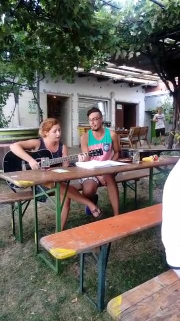 muskalisches Duo: Julia Horvath & Daniel Radics