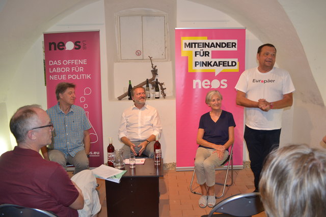 Eduard Posch begrüßte die Gäste