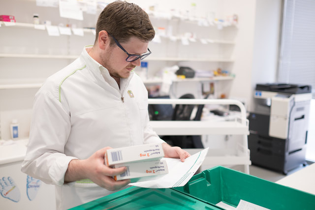 Der Job als pharmazeutische-kaufmännischer Assistent (PKA) ist abwechslungsreich. | Foto: Arnold Burghardt