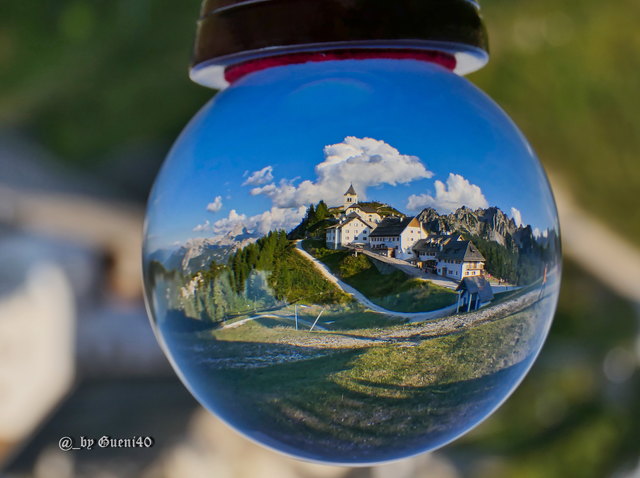 …..das kleine Dorf am Monte Lussari eingefangen,auch sehr schön im Vollmodus.....
