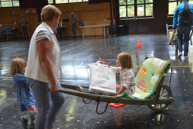 Das Schubkarrenfahren war wieder ein Renner.