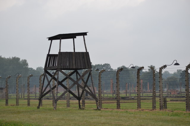 Aussichtstürme der Lageraufsichtspersonen