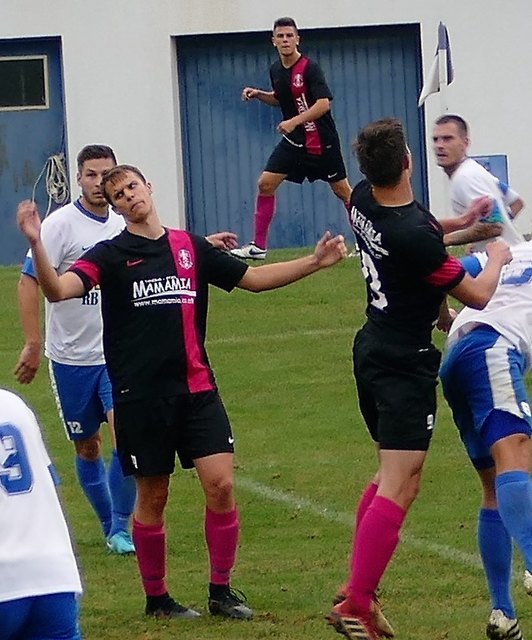 Die erste Niederlage fuhr der DUSV Loipersdorf mit einem 2:4 gegen Paldau ein. | Foto: Walter Kapper
