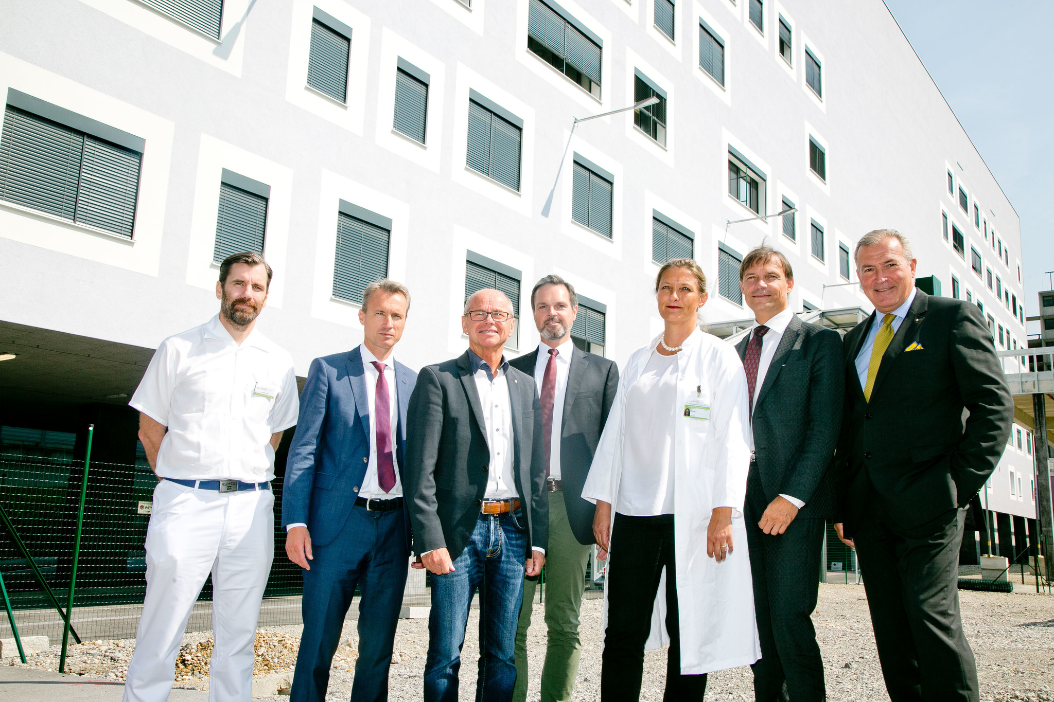 Landeskrankenhaus Salzburg - Universitätsklinikum Der Pmu Neues Institutsgebäude bei den Landeskliniken eröffnet - Salzburg-Stadt