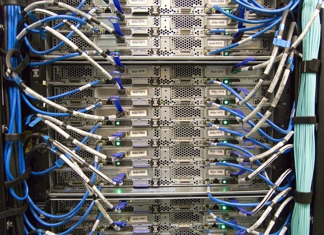 Unternehmen können die Kompetenz ihrer Mitarbeiter in Sachen Digitalisierung ausbauen. (Symbolbild)